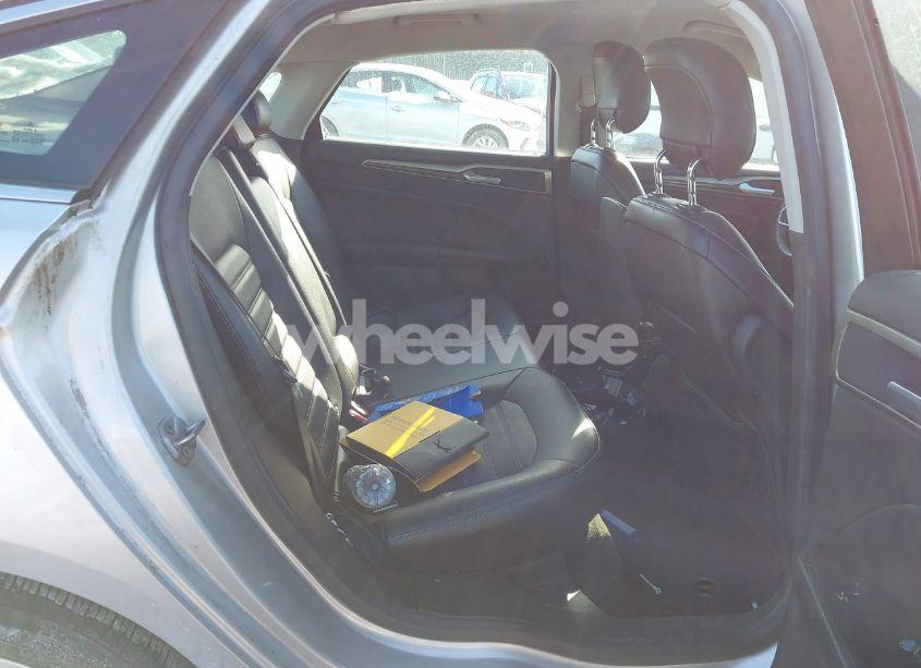 Photo 8 of 2014 Ford Fusion SE (VIN 1FA6P0HD1E5373867)