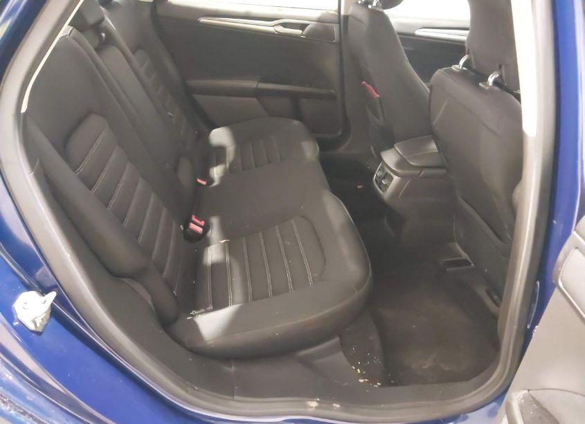 Photo 8 of 2014 Ford Fusion SE (VIN 1FA6P0HD1E5380236)