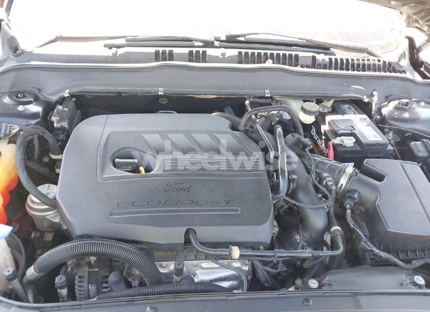 Photo 10 of 2014 Ford Fusion SE (VIN 1FA6P0HD1E5381886)