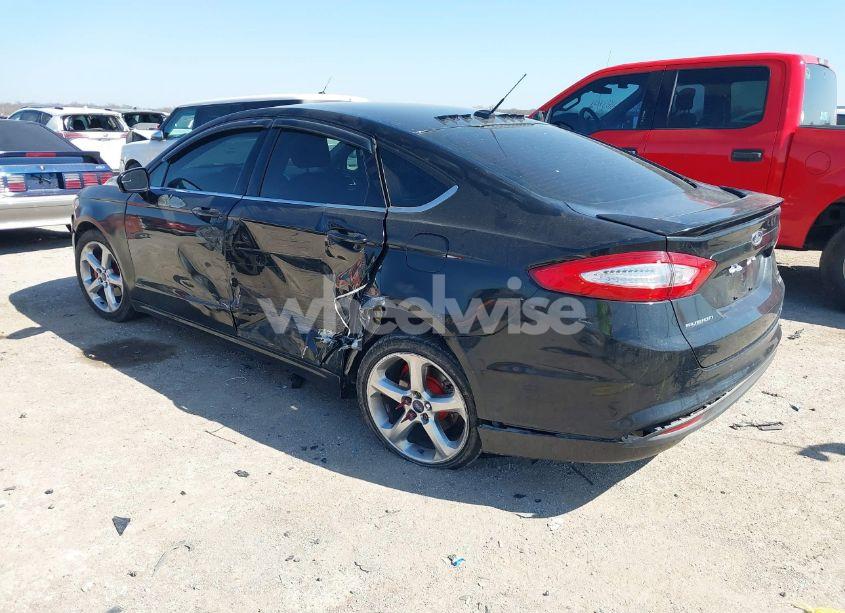 Photo 3 of 2014 Ford Fusion SE (VIN 1FA6P0HD1E5381886)