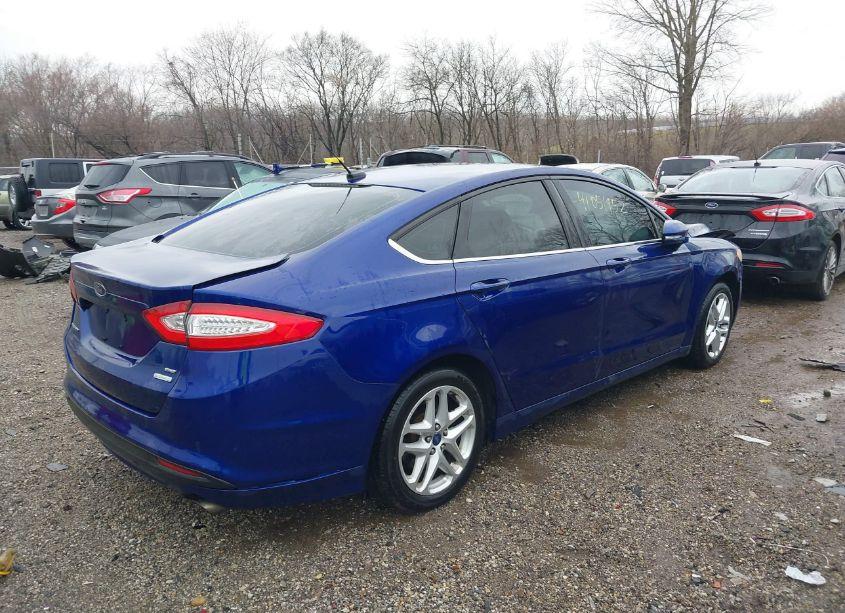 Photo 4 of 2014 Ford Fusion SE (VIN 1FA6P0HD1E5400422)