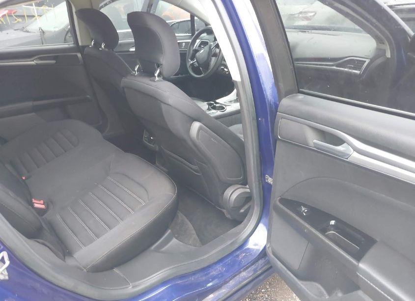 Photo 8 of 2014 Ford Fusion SE (VIN 1FA6P0HD1E5400422)