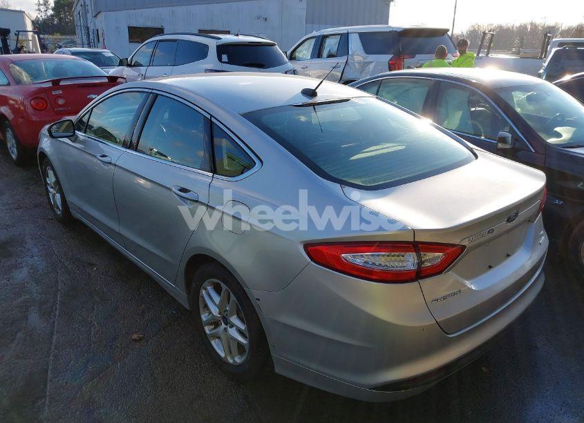 Photo 3 of 2014 Ford Fusion SE (VIN 1FA6P0HD1E5403191)