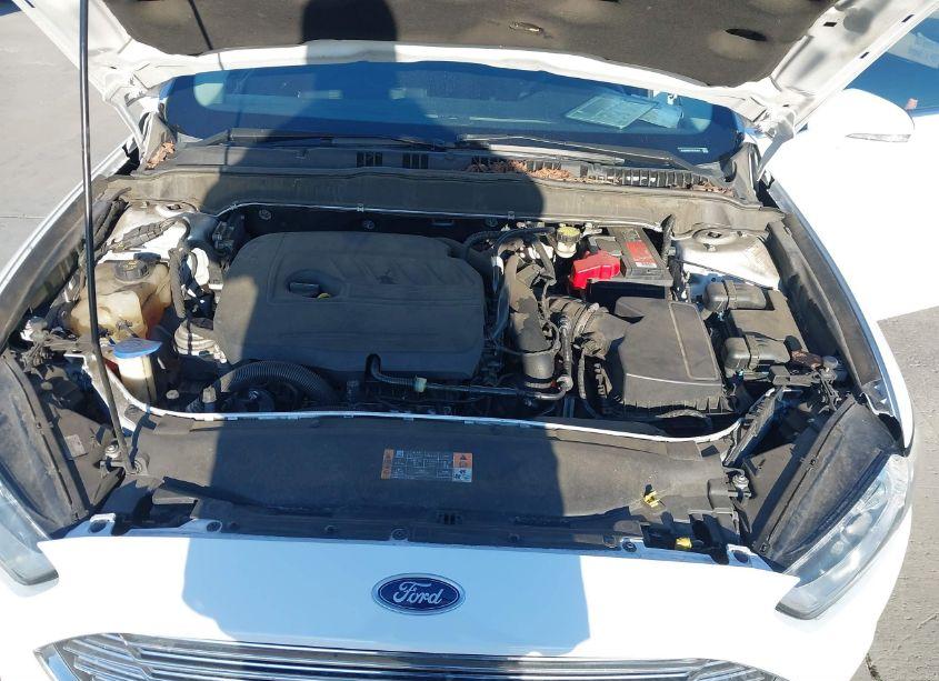 Photo 10 of 2016 Ford Fusion SE (VIN 1FA6P0HD1G5101841)