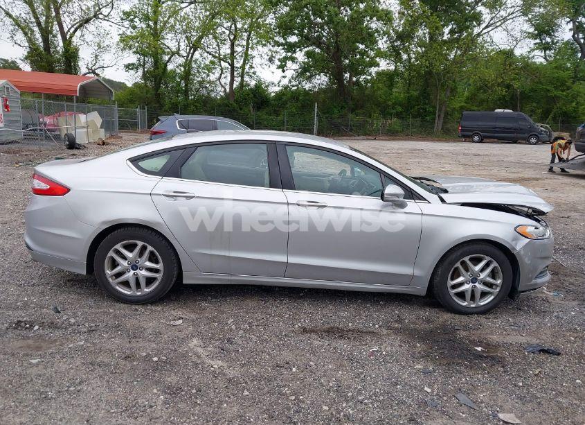 Photo 13 of 2016 Ford Fusion SE (VIN 1FA6P0HD1G5106232)