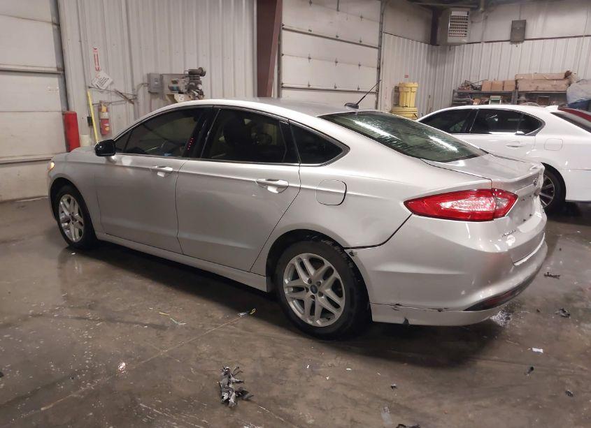 Photo 3 of 2016 Ford Fusion SE (VIN 1FA6P0HD1G5113424)