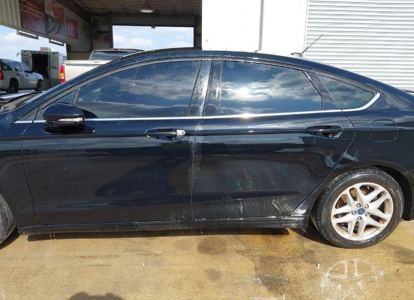 Photo 14 of 2016 Ford Fusion SE (VIN 1FA6P0HD1G5115299)