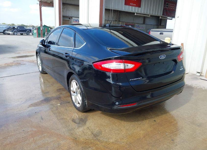 Photo 3 of 2016 Ford Fusion SE (VIN 1FA6P0HD1G5115299)