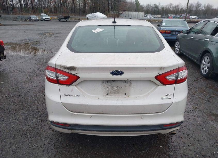 Photo 15 of 2016 Ford Fusion SE (VIN 1FA6P0HD1G5129428)