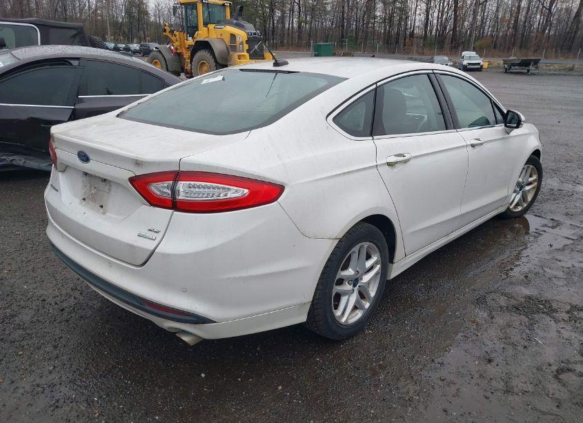 Photo 4 of 2016 Ford Fusion SE (VIN 1FA6P0HD1G5129428)