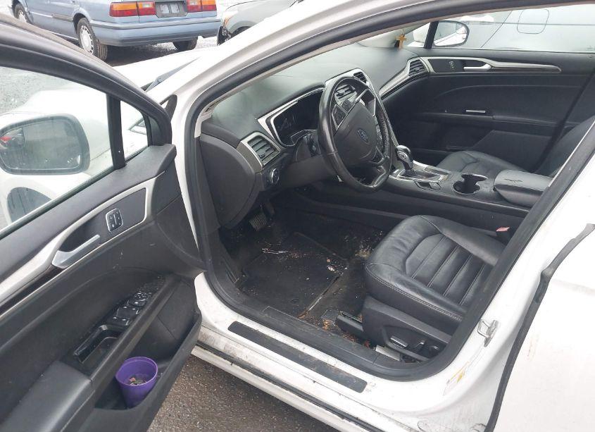 Photo 5 of 2016 Ford Fusion SE (VIN 1FA6P0HD1G5129428)