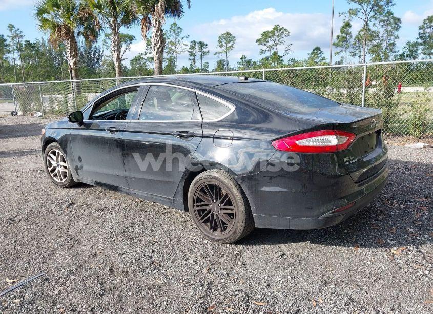 Photo 3 of 2016 Ford Fusion SE (VIN 1FA6P0HD1G5129994)