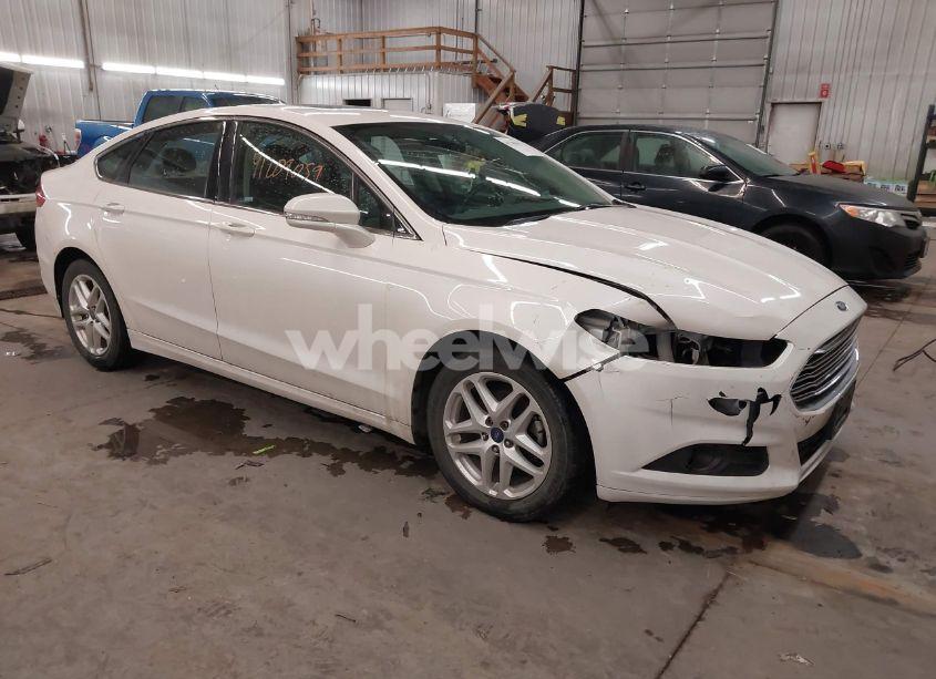 2014 Ford Fusion SE (VIN 1FA6P0HD2E5356740) main photo