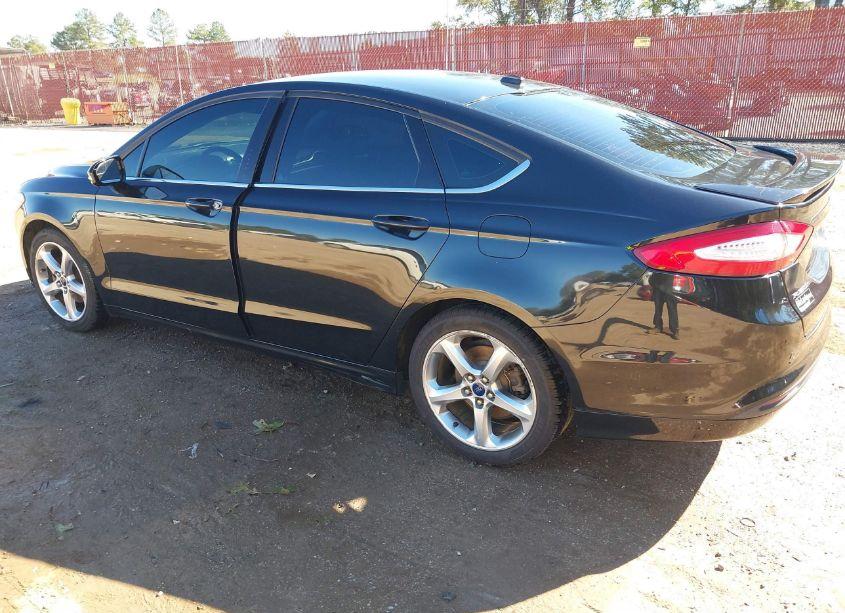 Photo 3 of 2014 Ford Fusion SE (VIN 1FA6P0HD2E5368760)