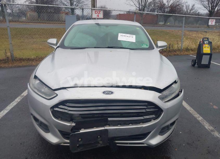 Photo 12 of 2014 Ford Fusion SE (VIN 1FA6P0HD2E5376132)