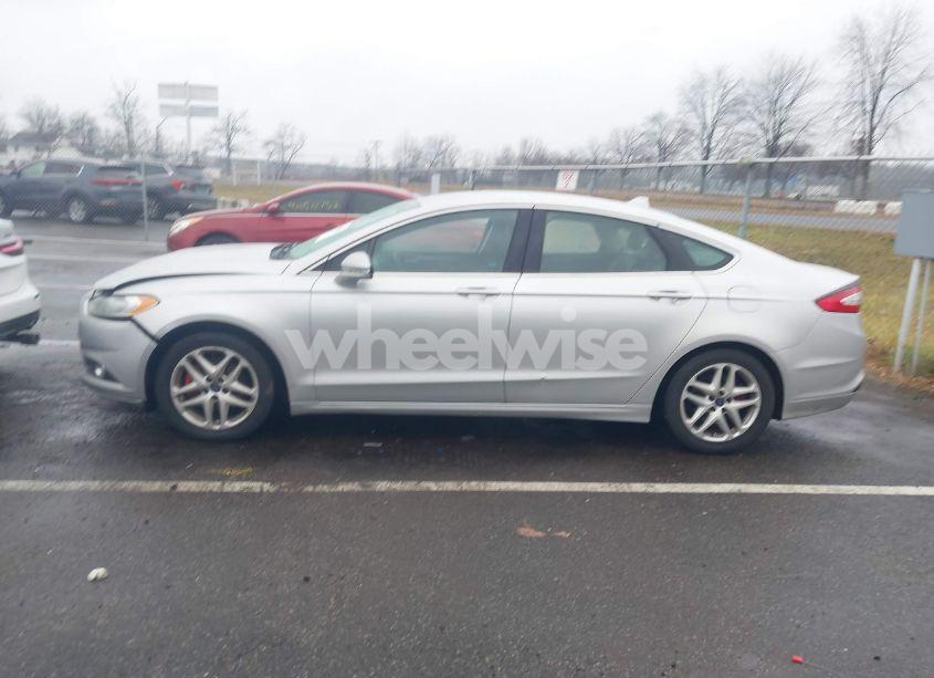 Photo 14 of 2014 Ford Fusion SE (VIN 1FA6P0HD2E5376132)