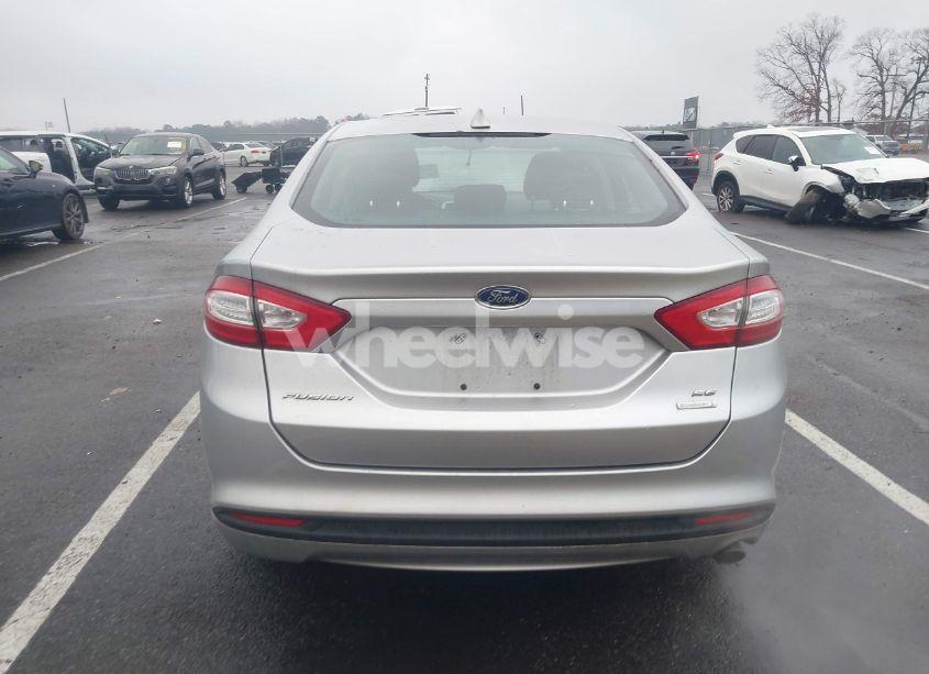 Photo 16 of 2014 Ford Fusion SE (VIN 1FA6P0HD2E5376132)