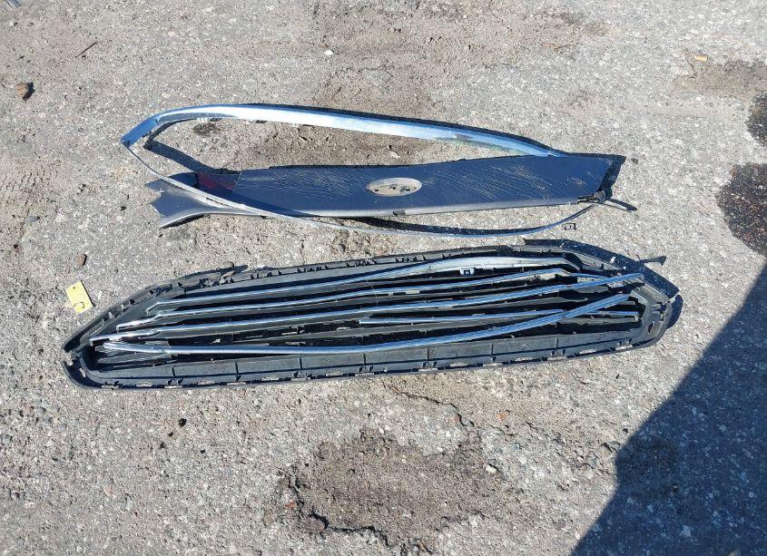 Photo 12 of 2014 Ford Fusion SE (VIN 1FA6P0HD2E5382643)