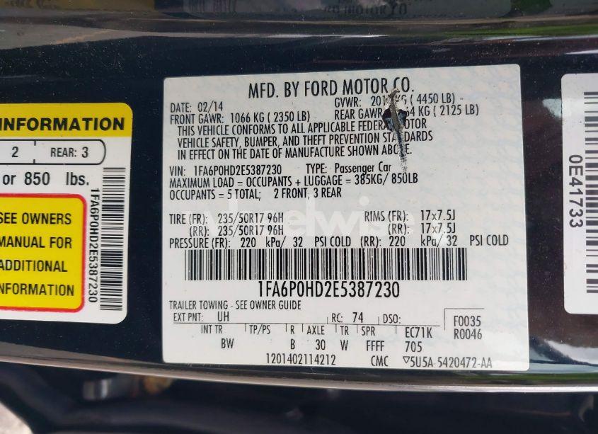 Photo 9 of 2014 Ford Fusion SE (VIN 1FA6P0HD2E5387230)