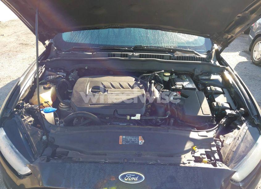 Photo 10 of 2015 Ford Fusion SE (VIN 1FA6P0HD2F5128271)