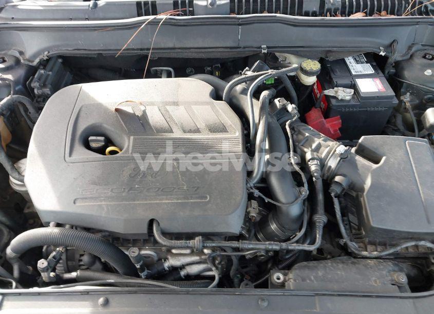 Photo 10 of 2016 Ford Fusion SE (VIN 1FA6P0HD2G5121208)