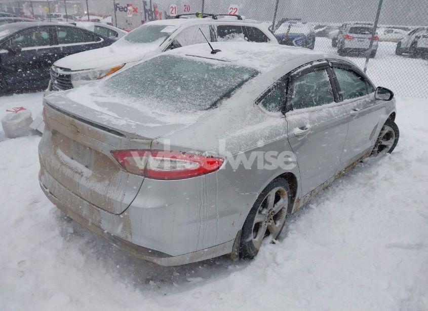 Photo 4 of 2014 Ford Fusion SE (VIN 1FA6P0HD3E5402415)