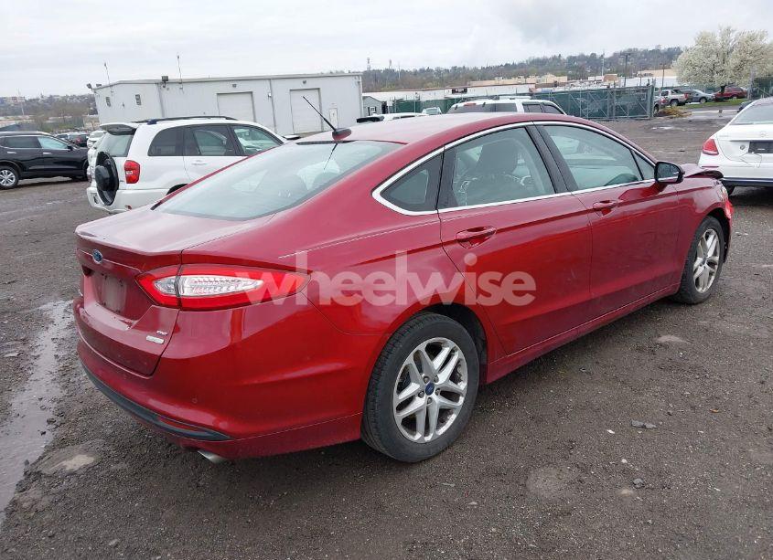 Photo 4 of 2015 Ford Fusion SE (VIN 1FA6P0HD3F5116369)
