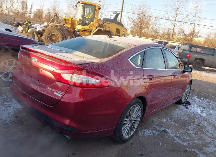 Photo 4 of 2015 Ford Fusion SE (VIN 1FA6P0HD3F5118333)