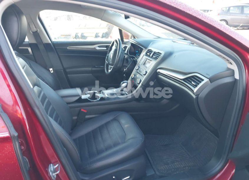 Photo 5 of 2015 Ford Fusion SE (VIN 1FA6P0HD3F5118333)