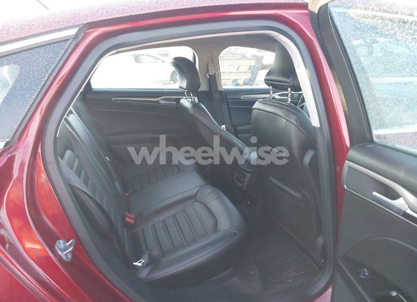 Photo 8 of 2015 Ford Fusion SE (VIN 1FA6P0HD3F5118333)