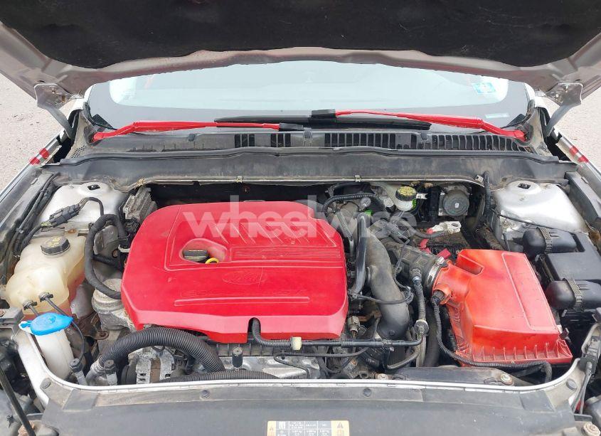 Photo 10 of 2014 Ford Fusion SE (VIN 1FA6P0HD4E5352723)