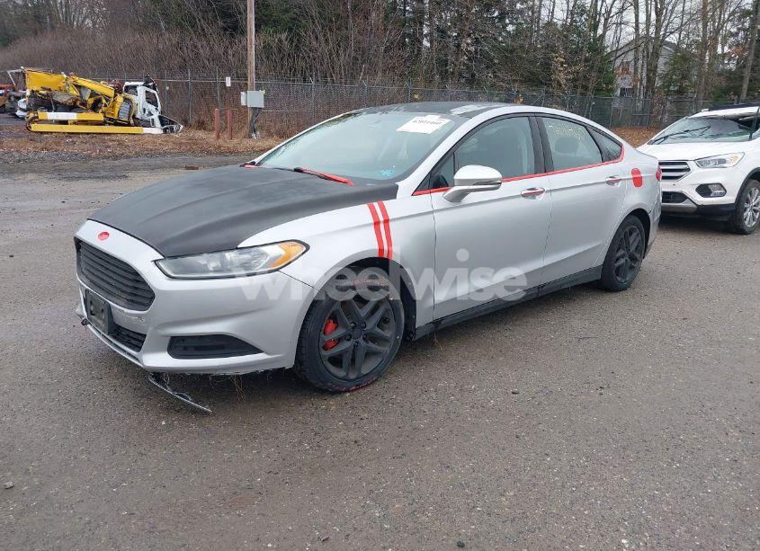 Photo 2 of 2014 Ford Fusion SE (VIN 1FA6P0HD4E5352723)