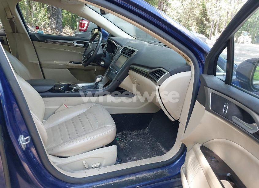 Photo 5 of 2014 Ford Fusion SE (VIN 1FA6P0HD4E5366234)