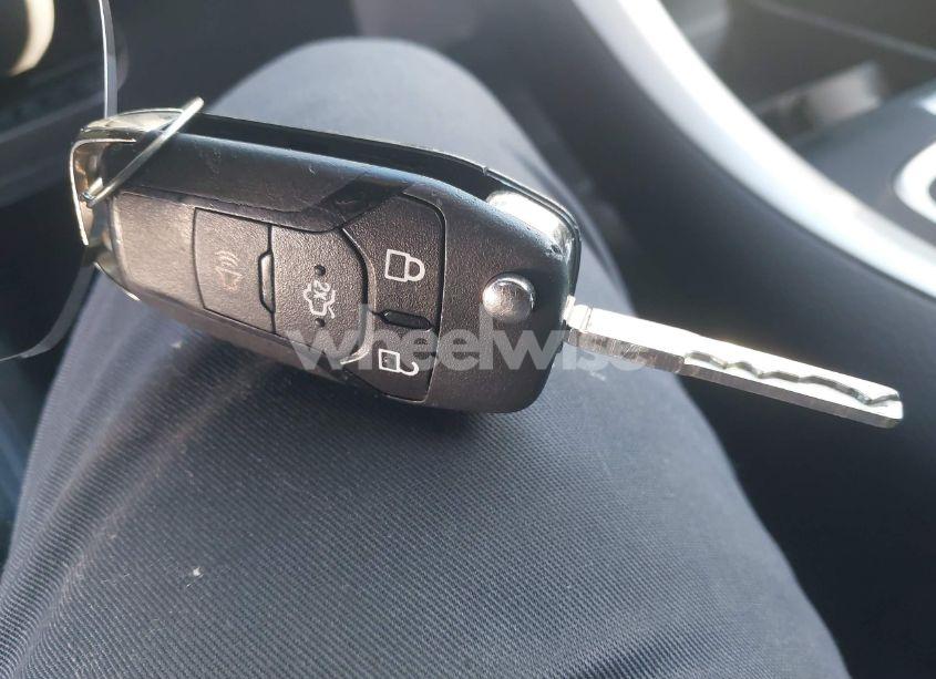 Photo 11 of 2015 Ford Fusion SE (VIN 1FA6P0HD4F5105073)