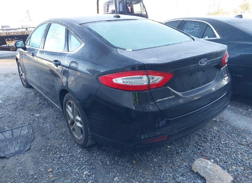 Photo 3 of 2015 Ford Fusion SE (VIN 1FA6P0HD4F5110158)