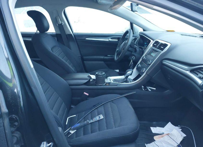 Photo 5 of 2015 Ford Fusion SE (VIN 1FA6P0HD4F5110158)