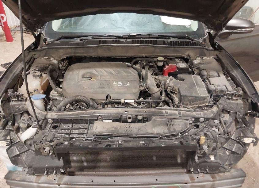 Photo 10 of 2015 Ford Fusion SE (VIN 1FA6P0HD4F5118941)