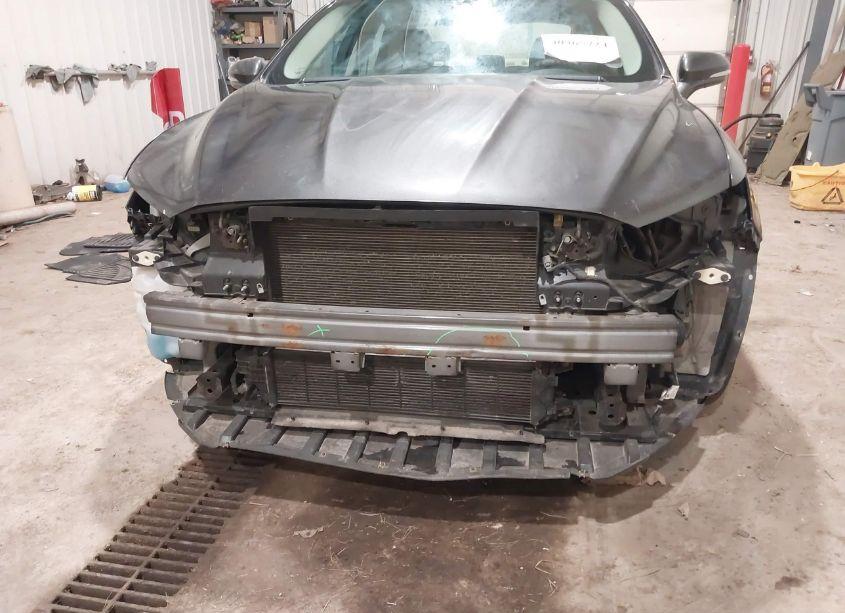 Photo 6 of 2015 Ford Fusion SE (VIN 1FA6P0HD4F5118941)