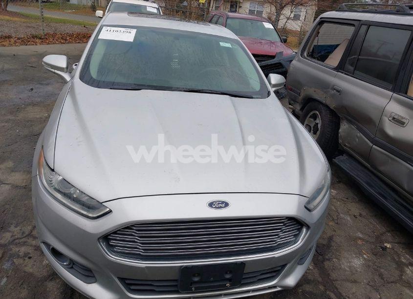 Photo 12 of 2015 Ford Fusion SE (VIN 1FA6P0HD4F5120365)