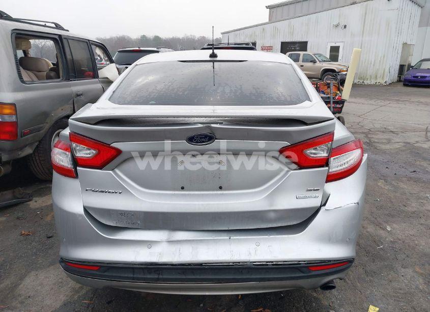 Photo 6 of 2015 Ford Fusion SE (VIN 1FA6P0HD4F5120365)