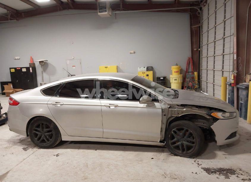 Photo 14 of 2016 Ford Fusion SE (VIN 1FA6P0HD4G5100988)
