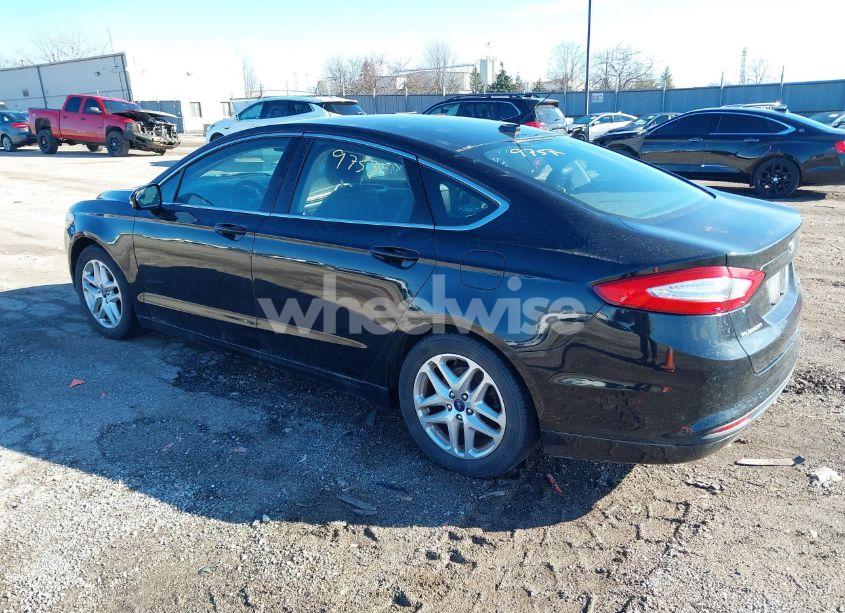 Photo 3 of 2014 Ford Fusion SE (VIN 1FA6P0HD5E5384158)