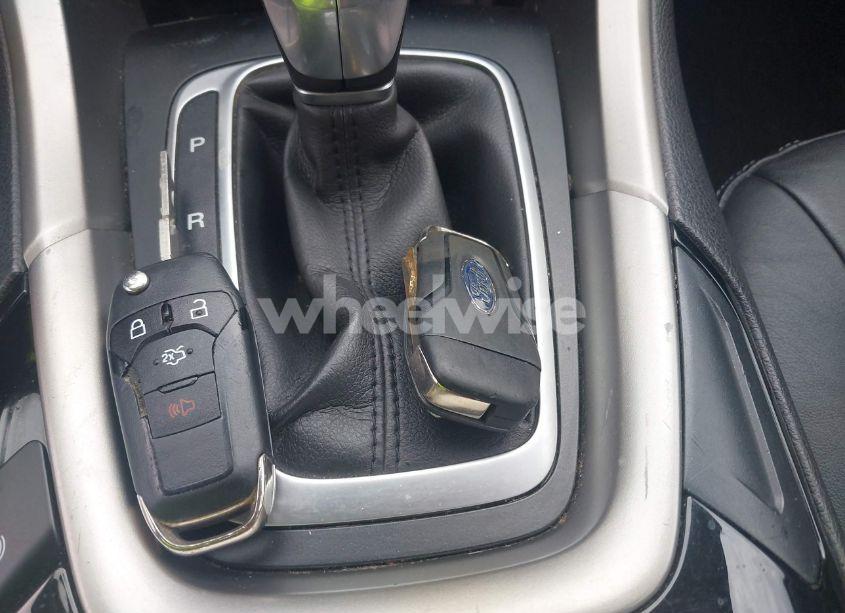 Photo 11 of 2014 Ford Fusion SE (VIN 1FA6P0HD5E5395287)