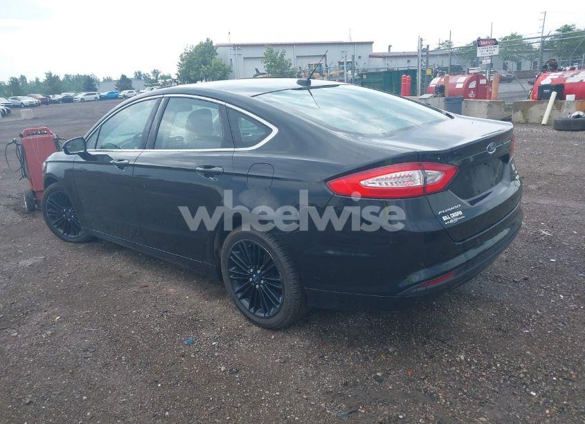 Photo 3 of 2014 Ford Fusion SE (VIN 1FA6P0HD5E5395287)
