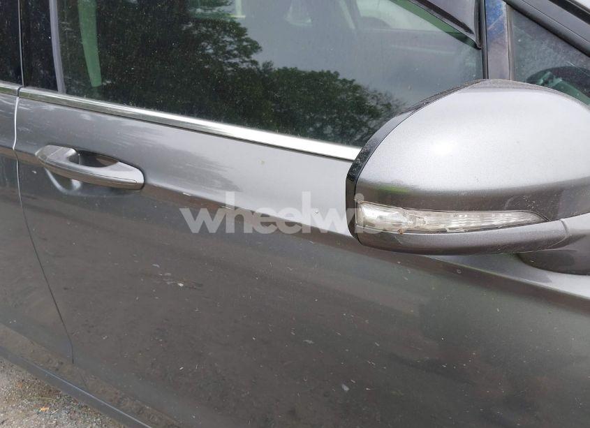 Photo 6 of 2014 Ford Fusion SE (VIN 1FA6P0HD6E5357647)