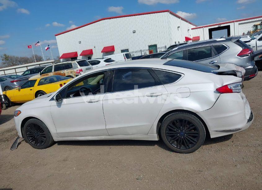 Photo 14 of 2014 Ford Fusion SE (VIN 1FA6P0HD6E5366655)