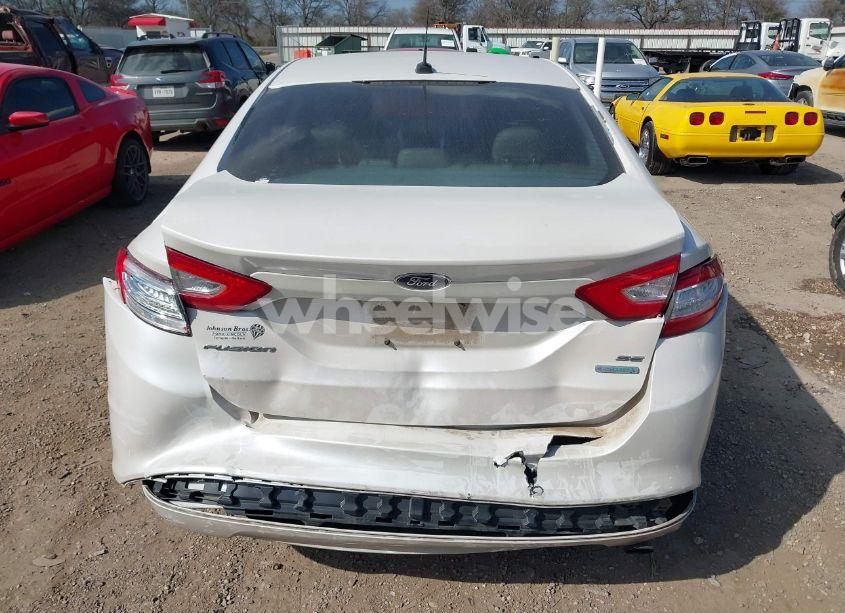 Photo 16 of 2014 Ford Fusion SE (VIN 1FA6P0HD6E5366655)