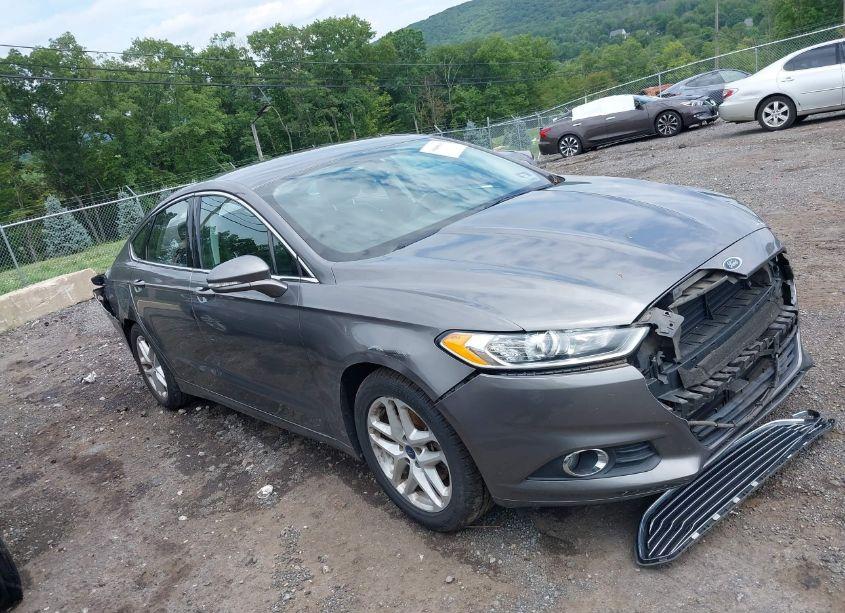 2014 Ford Fusion SE (VIN 1FA6P0HD6E5382984) main photo