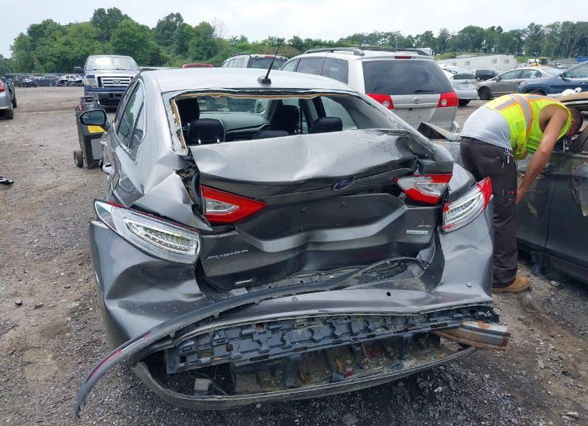 Photo 6 of 2014 Ford Fusion SE (VIN 1FA6P0HD6E5382984)