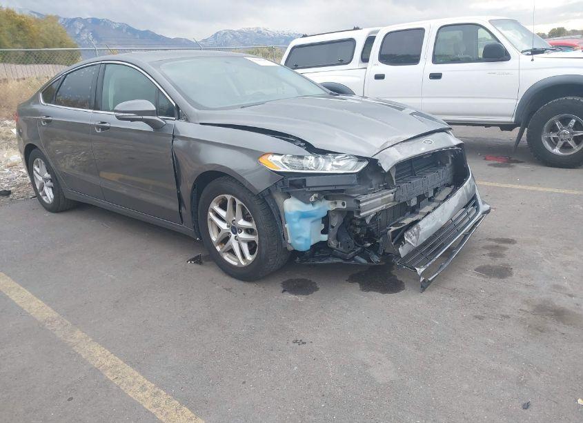 2014 Ford Fusion SE (VIN 1FA6P0HD6E5395279) main photo